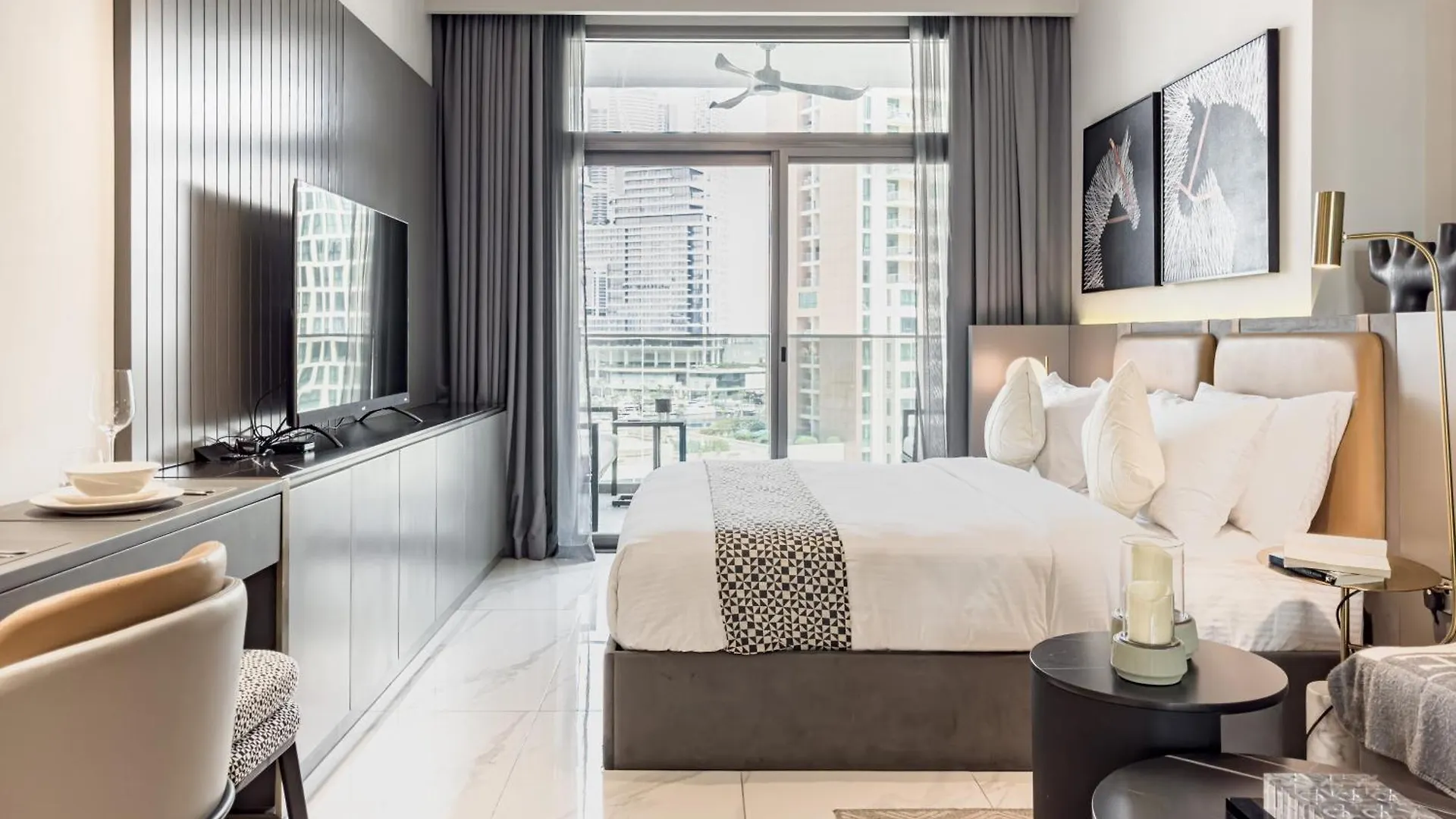 Select Stay-Studio In Mag 318 - Minutes To Dubai Mall Apartment